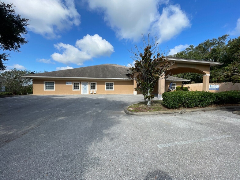 295 Patterson Rd, Haines City, FL for lease - Building Photo - Image 1 of 3