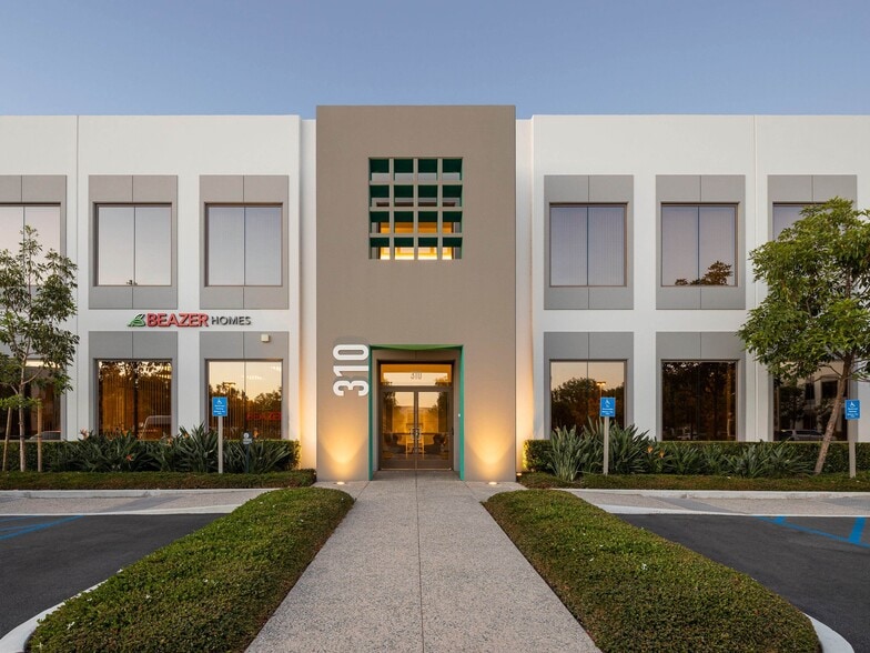 200 Commerce Dr, Irvine, CA for lease - Building Photo - Image 2 of 38