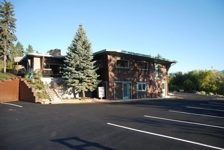 14 W 2nd St, Whitefish, MT for sale Primary Photo- Image 1 of 1