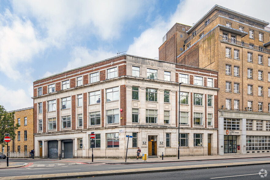 32 Vauxhall Bridge Rd, London for lease - Building Photo - Image 2 of 3