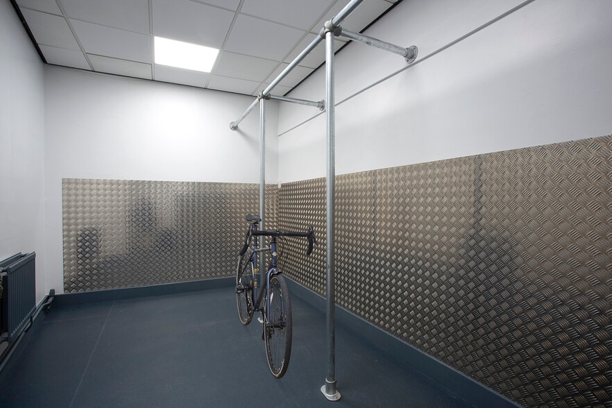 48 Corn St, Bristol for lease - Building Photo - Image 2 of 4