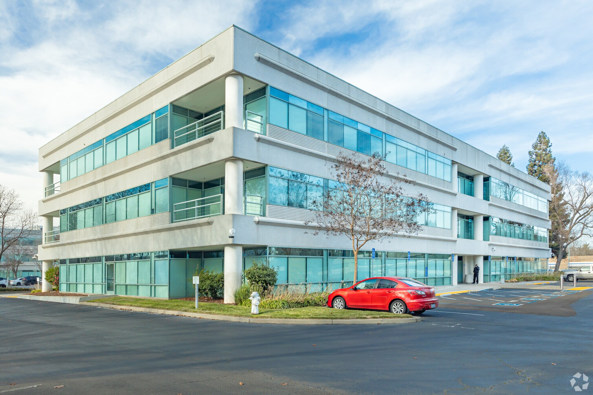 8800 Cal Center Dr, Sacramento, CA 95826 Office for Lease