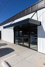 2805 Fort Campbell Blvd, Clarksville, TN for lease Building Photo- Image 2 of 10