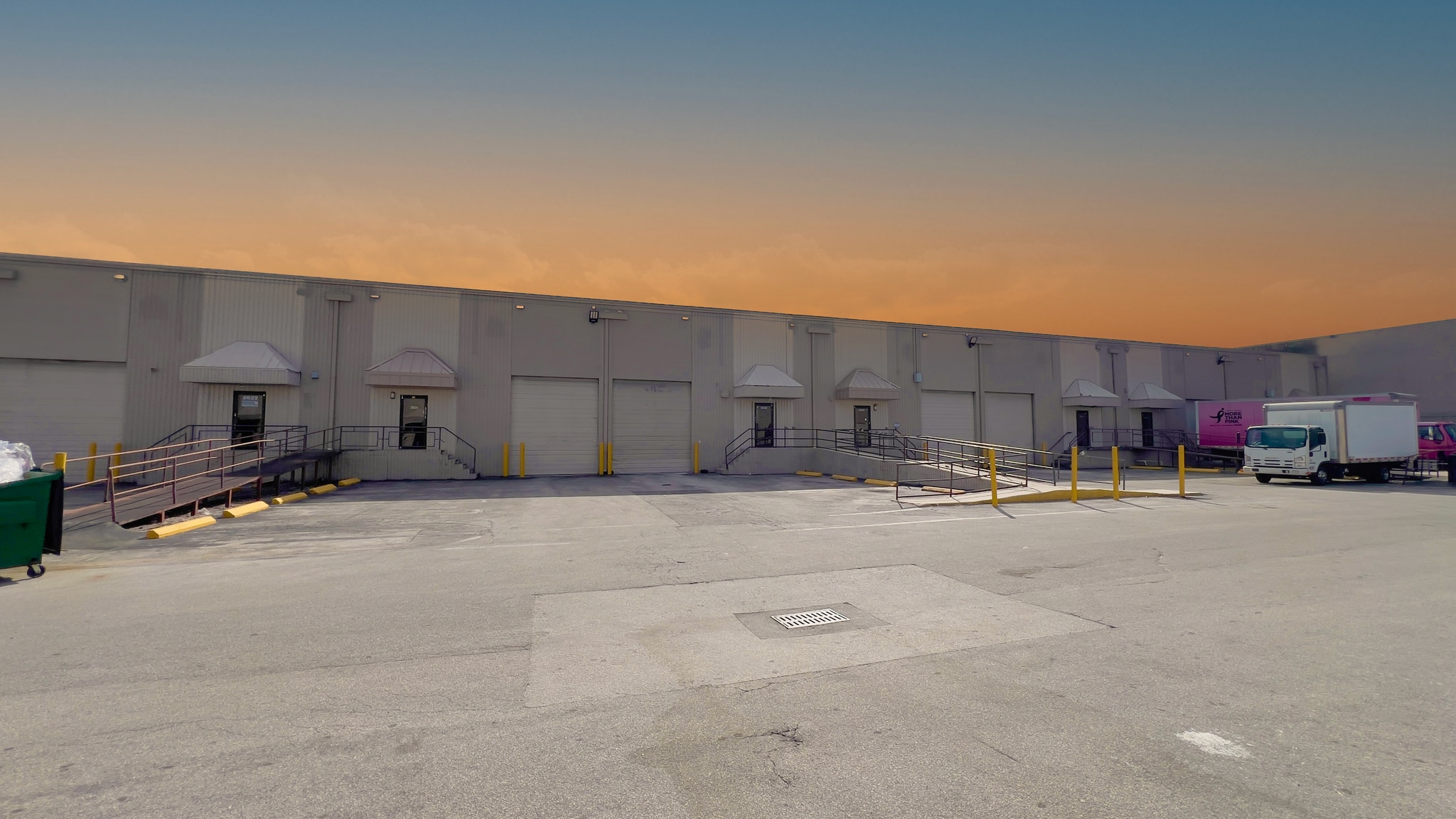 2850-2930 NW 72nd Ave, Miami, FL for lease Building Photo- Image 1 of 11