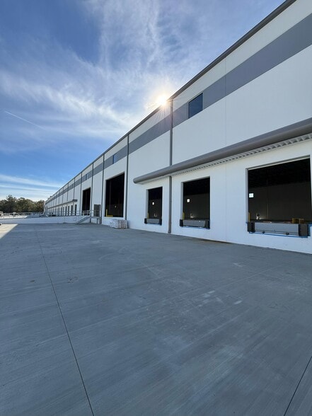 115 Parkway Dr, Rincon, GA for lease - Building Photo - Image 2 of 40