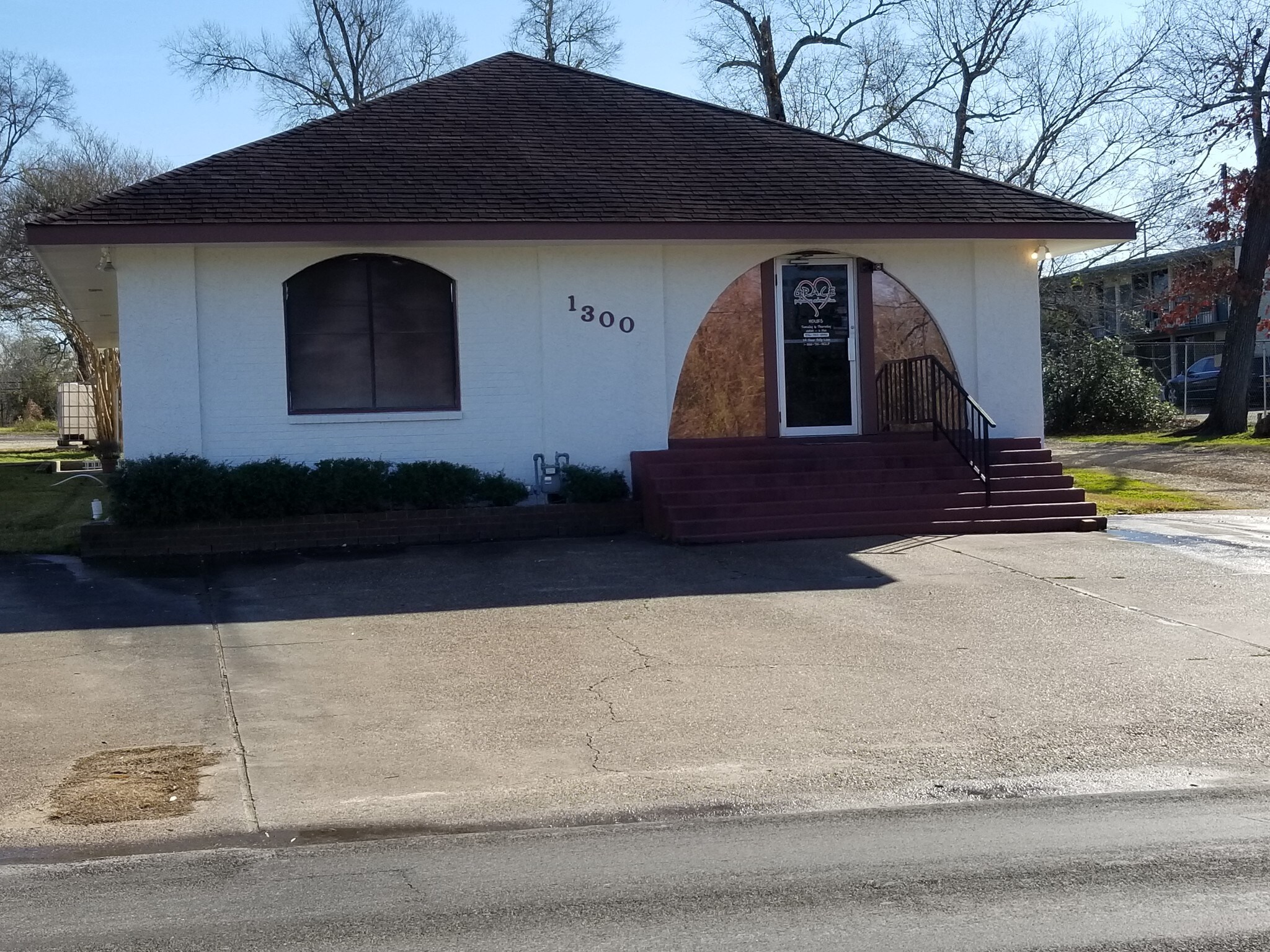 1302 N Washington Ave, Livingston, TX for sale Building Photo- Image 1 of 1