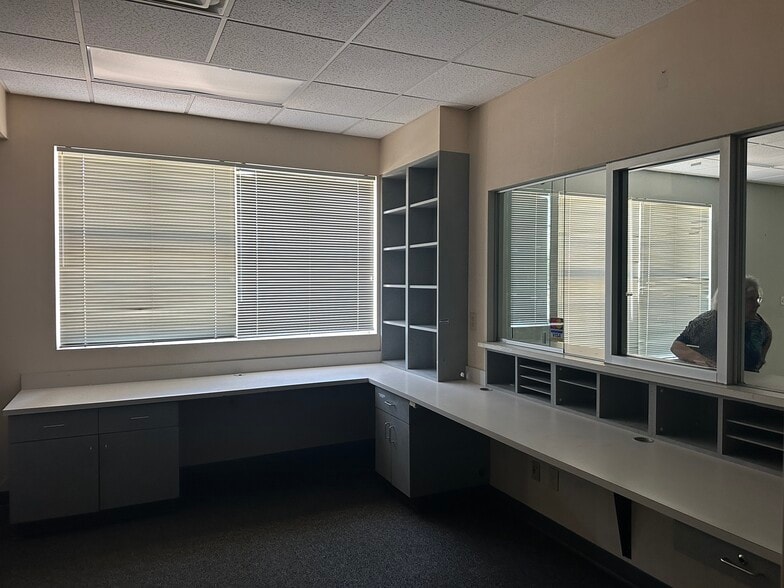 2130 Forest Hills Rd W, Wilson, NC for lease - Building Photo - Image 3 of 6