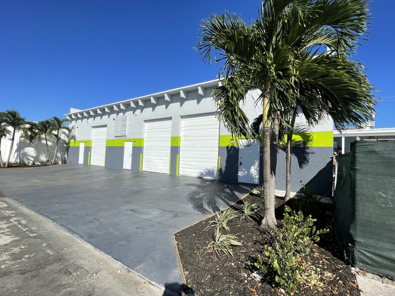 308 S H St, Lake Worth, FL for lease - Building Photo - Image 2 of 7