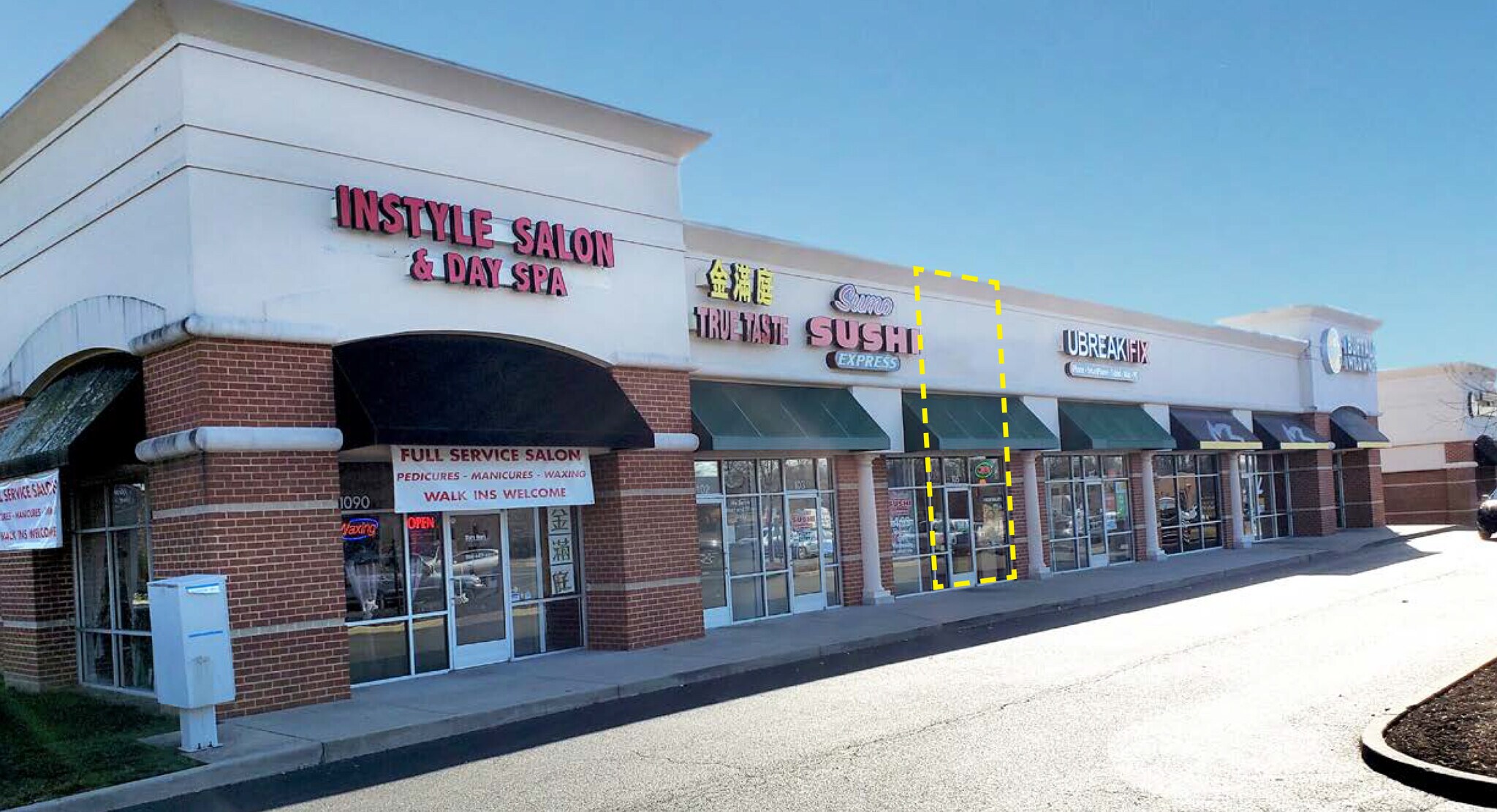 1090 Virginia Center Pky, Glen Allen, VA for lease Building Photo- Image 1 of 8