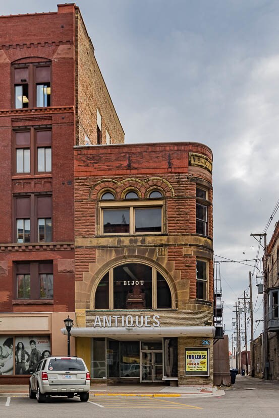 210 Center Ave, Bay City, MI for sale Building Photo- Image 1 of 1