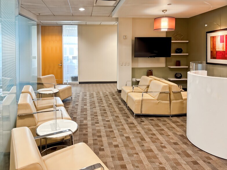 4600 S Syracuse St, Denver, CO for lease - Interior Photo - Image 3 of 15