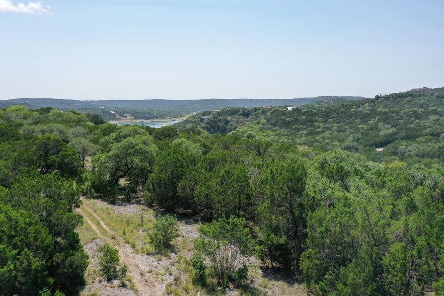 17223 Reed Parks Rd, Jonestown, TX for sale - Building Photo - Image 1 of 1