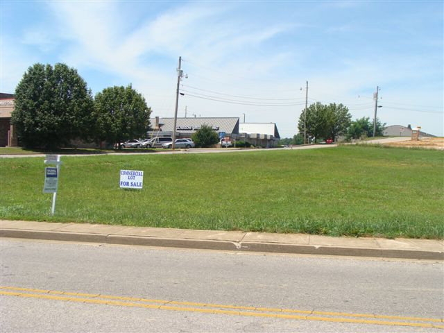 913 Cleveland Ave, Glasgow, KY for sale Primary Photo- Image 1 of 1