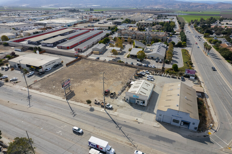 1012 Abbott St, Salinas, CA for sale - Aerial - Image 3 of 16