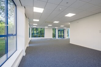 South Park Way, Wakefield for lease Interior Photo- Image 2 of 9