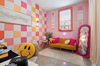 7185 Manchester Rd, Maplewood, MO for lease Interior Photo- Image 2 of 3