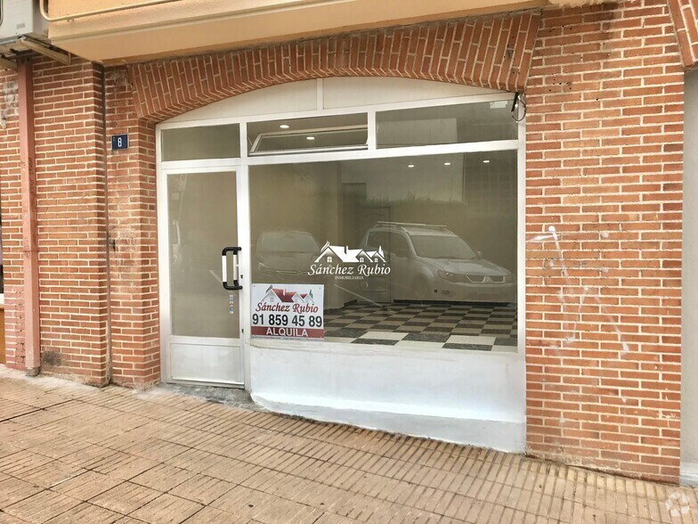 Retail in Torrelodones, Madrid for lease - Interior Photo - Image 1 of 1