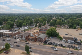 8206 Gravois Ave, Saint Louis, MO - AERIAL map view