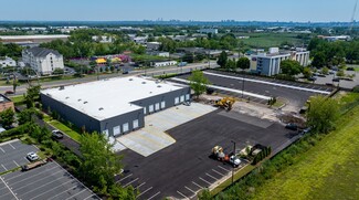 More details for 890 Paterson Plank Rd, East Rutherford, NJ - Industrial for Lease