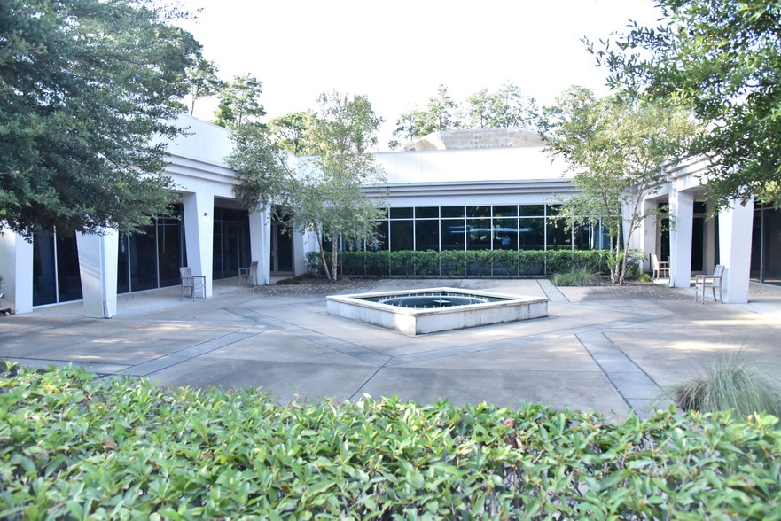 14788 Heathrow Forest Pky, Houston, TX for lease - Other - Image 2 of 3