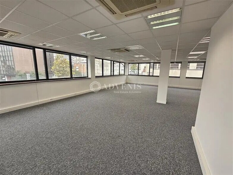 Office in Bagnolet for lease - Interior Photo - Image 3 of 7