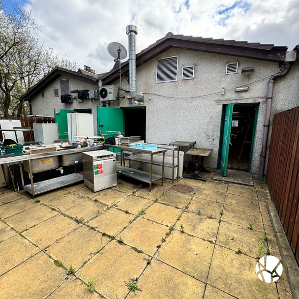 8/10 High St, Bonnybridge for sale - Building Photo - Image 2 of 8