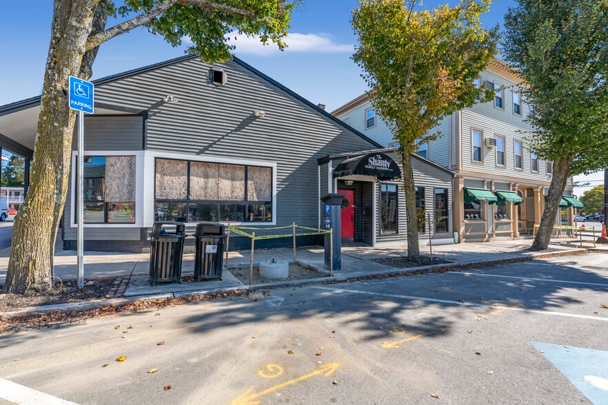 471 Central Ave, Dover, NH for sale - Building Photo - Image 2 of 12