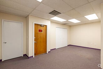 10 Little Britain Rd, Newburgh, NY for lease Interior Photo- Image 2 of 10