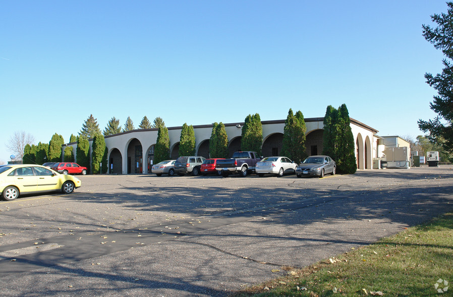 8081 Wallace Rd, Eden Prairie, MN for sale - Building Photo - Image 1 of 1