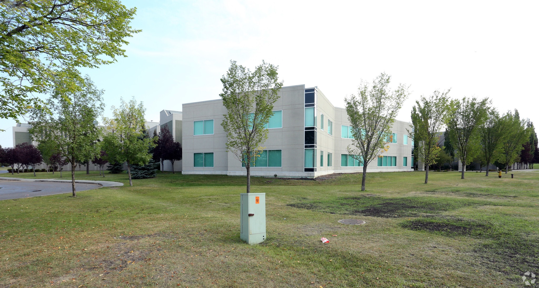 7319 29th Ave NW, Edmonton, AB for sale Primary Photo- Image 1 of 1