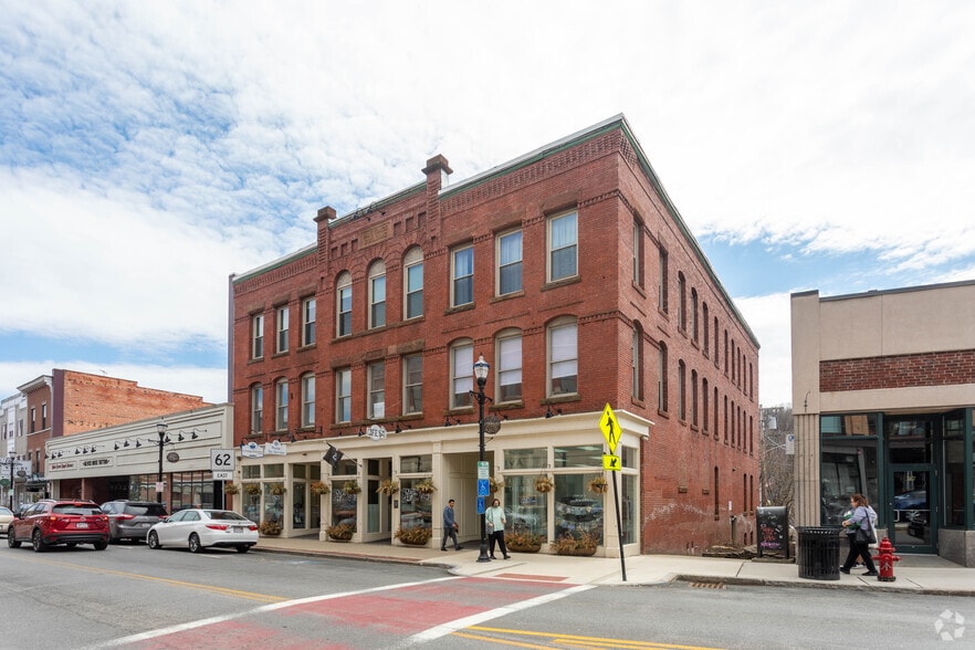 35-45 Main St, Hudson, MA for lease - Building Photo - Image 1 of 6