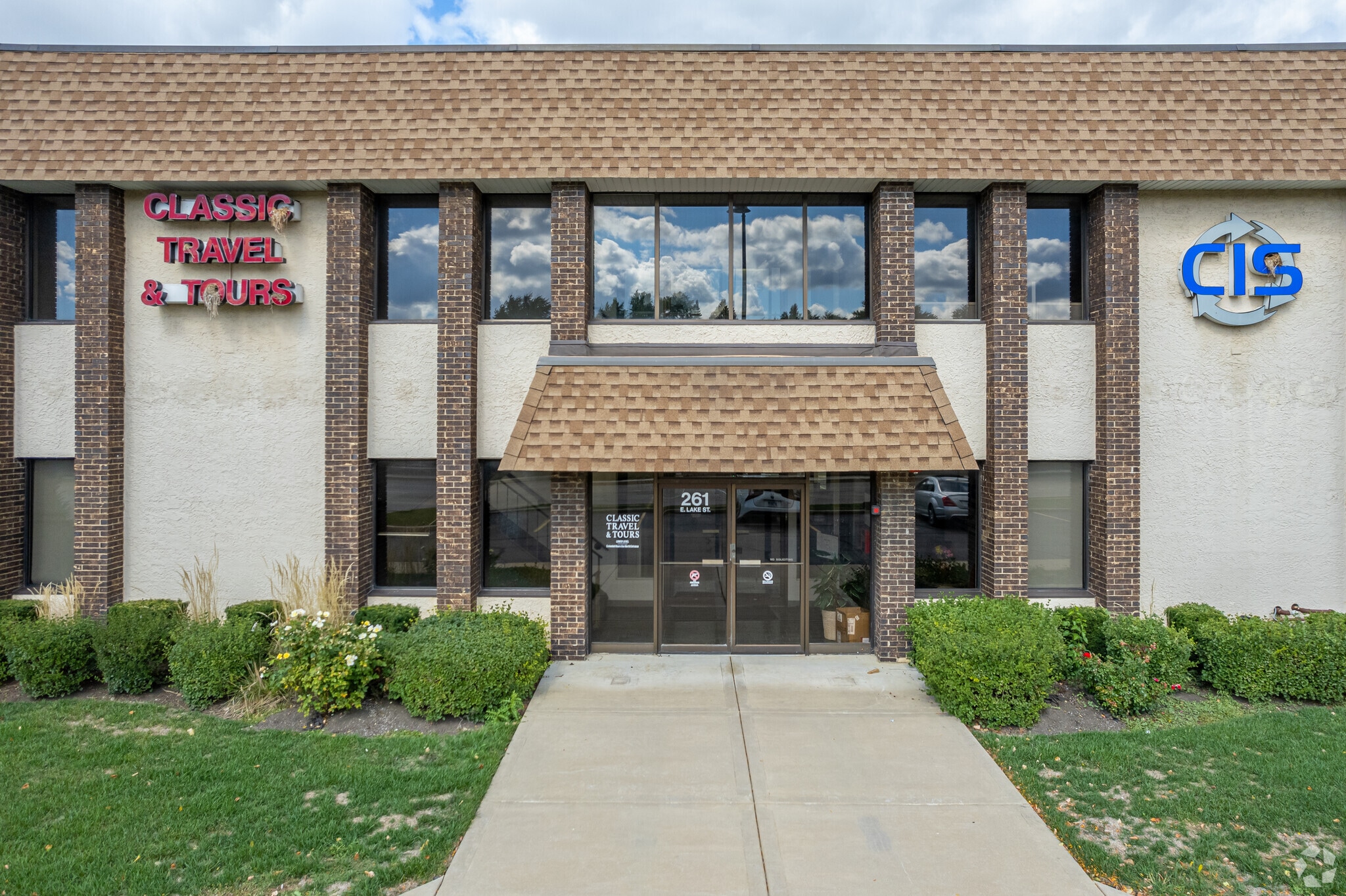 261 E Lake St, Bloomingdale, IL for lease Building Photo- Image 1 of 11