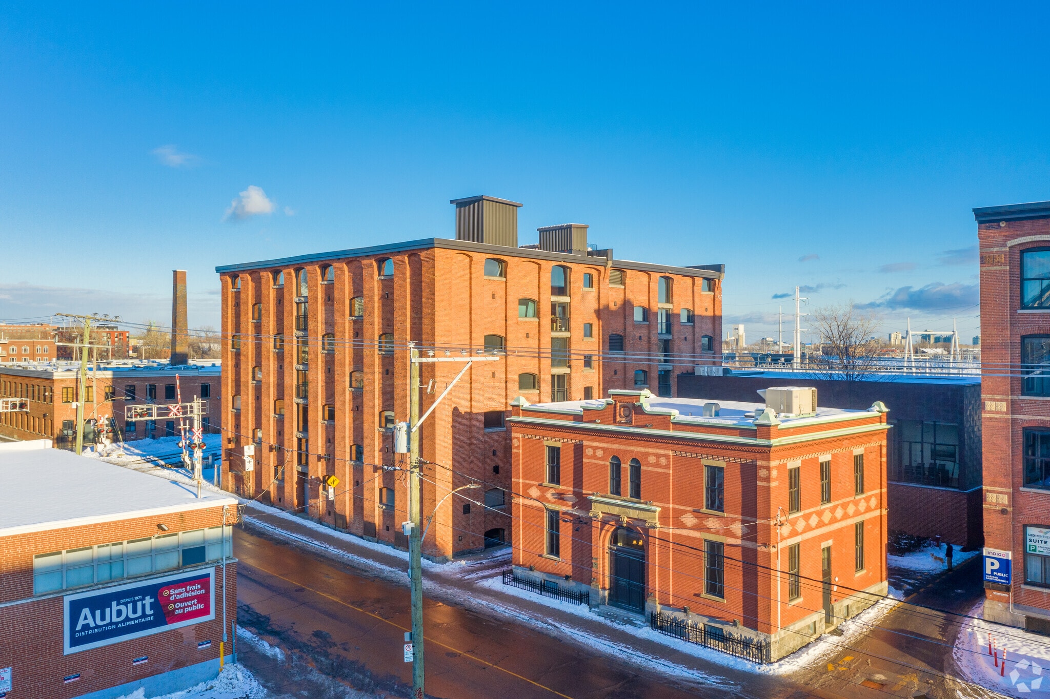 3970 Rue Saint-Ambroise, Montréal, QC for sale Primary Photo- Image 1 of 1