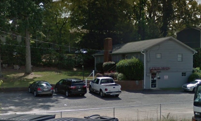 10 Garrison Rd SE, Marietta, GA 30008 2.1 Acres in the Heart of