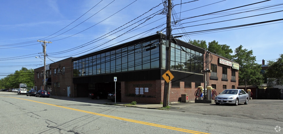 200 Dexter Ave, Watertown, MA for lease - Building Photo - Image 1 of 25