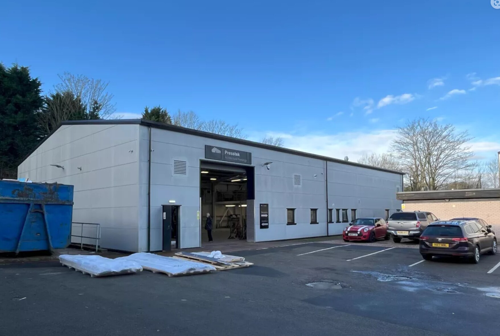 Pipers Rd, Redditch for sale Primary Photo- Image 1 of 2