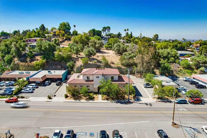 343 E Alvarado St, Fallbrook, CA for sale - Building Photo - Image 3 of 89