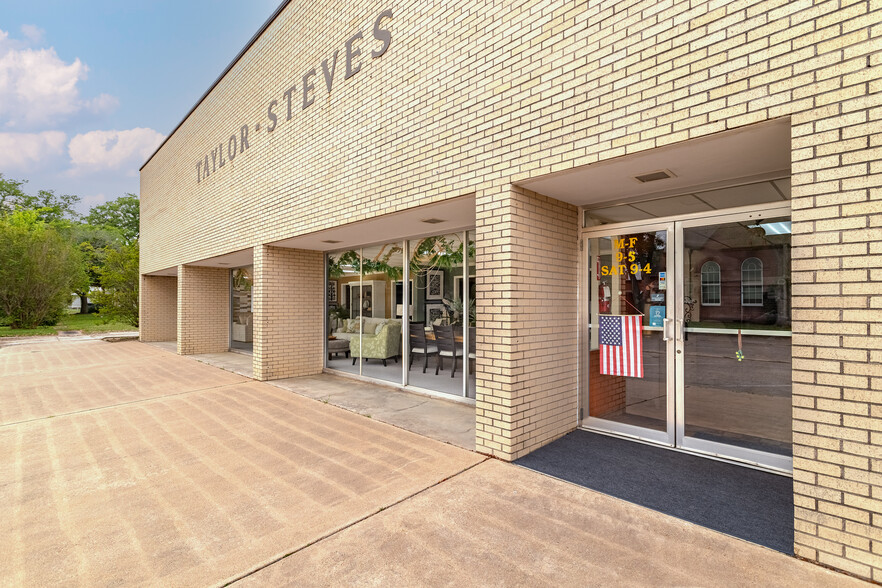 1521 6th St, Bay City, TX for sale - Building Photo - Image 2 of 17