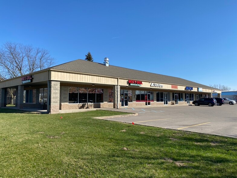 25 Jackson Industrial Dr, Ann Arbor, MI for lease - Primary Photo - Image 1 of 4