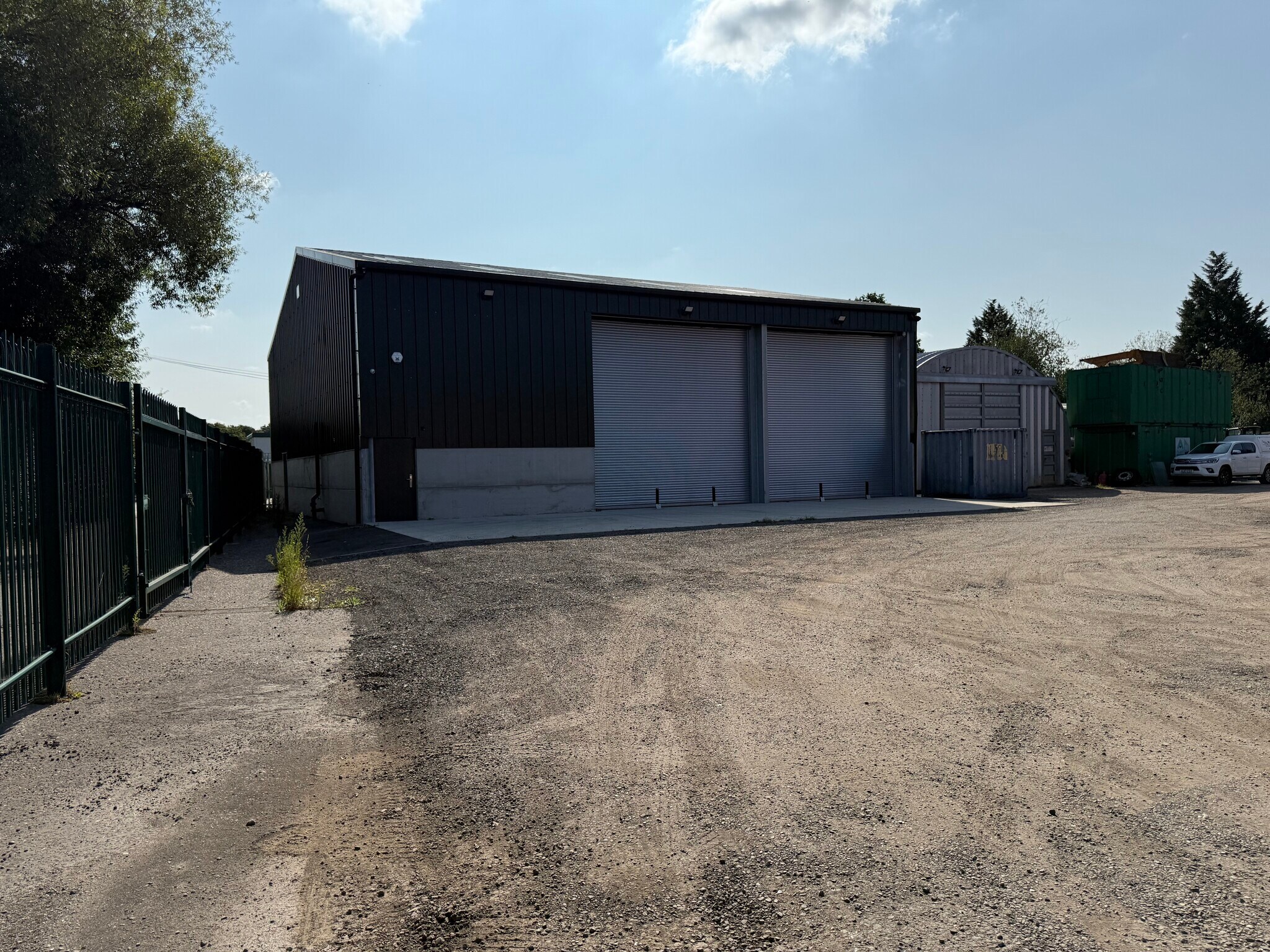 The Close, Horley for lease Building Photo- Image 1 of 9