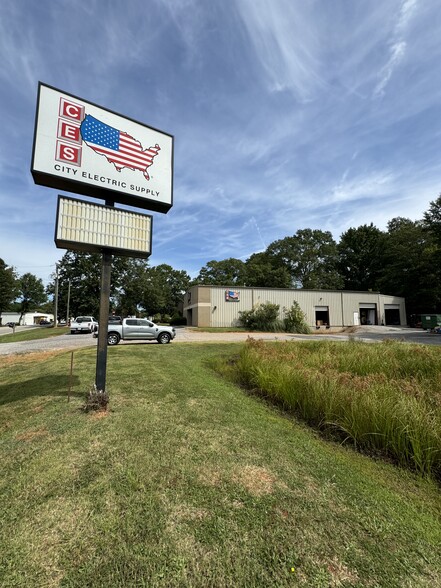 10035 Pelham Rd, Simpsonville, SC for lease - Building Photo - Image 3 of 6