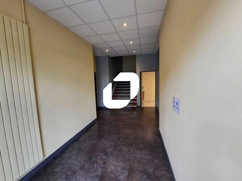 10 Ter Avenue Du Québec, Villebon-sur-Yvette for lease - Interior Photo - Image 2 of 12