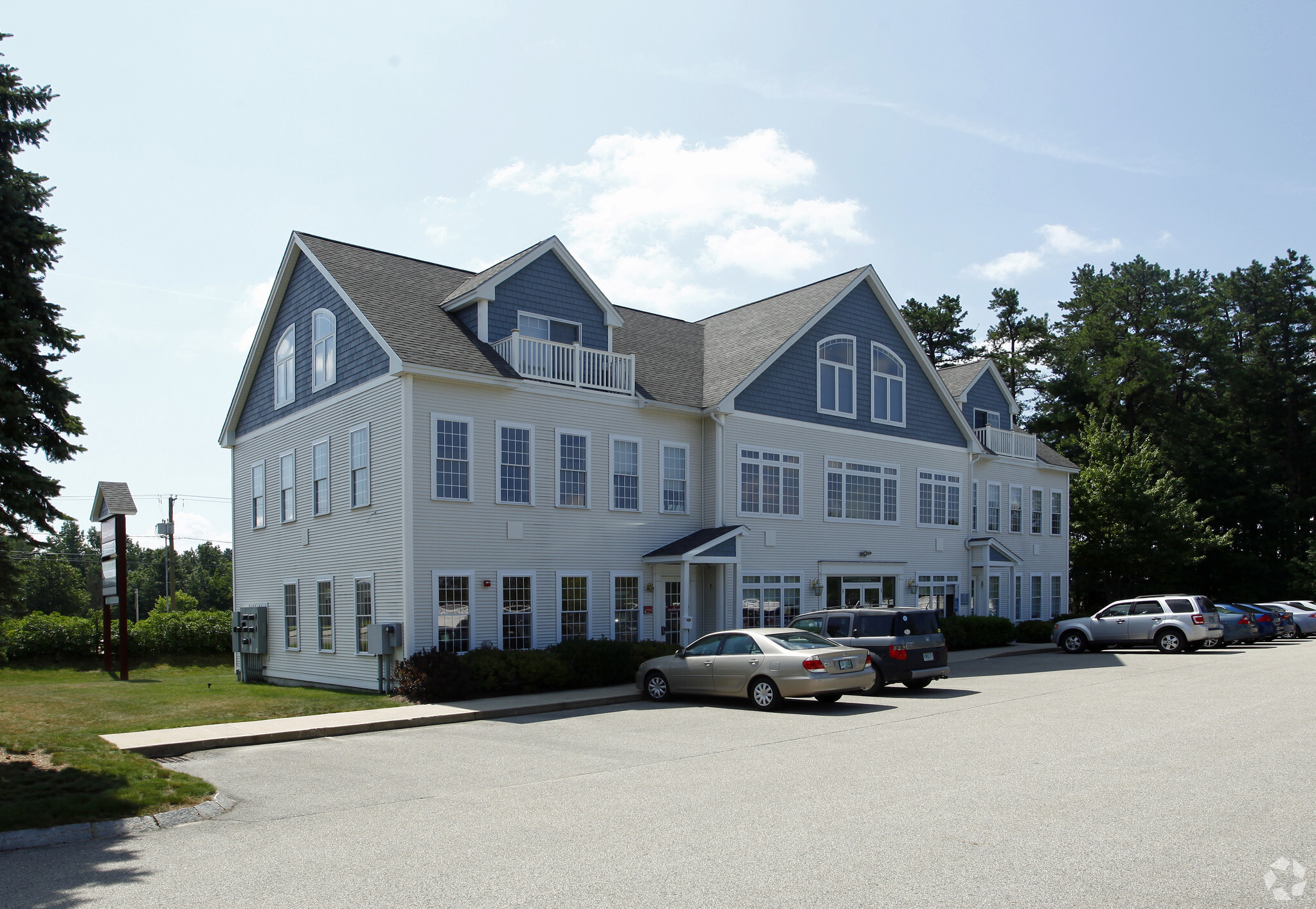 6 Old Rochester Rd, Dover, NH for sale Primary Photo- Image 1 of 1