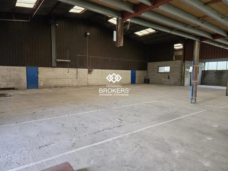 Industrial in Bourg-en-Bresse for lease - Interior Photo - Image 3 of 6