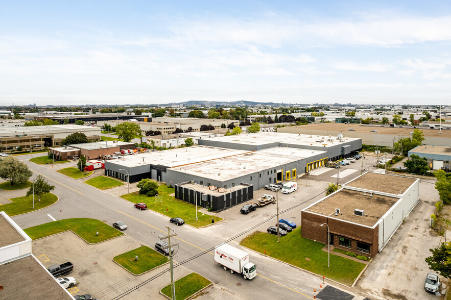 2850 Rue Botham, Saint-Laurent, QC for lease - Aerial - Image 2 of 4