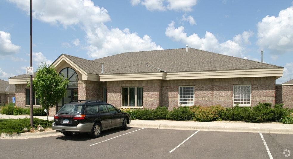 1881 NW Station Parkway, Andover, MN for lease - Building Photo - Image 2 of 50