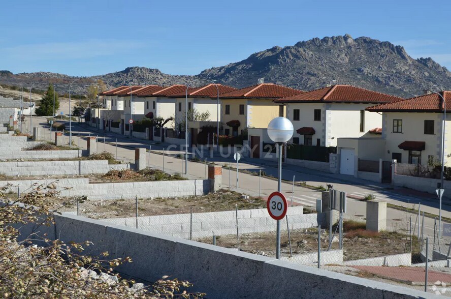 Land in Bustarviejo, Madrid for sale - Primary Photo - Image 1 of 1