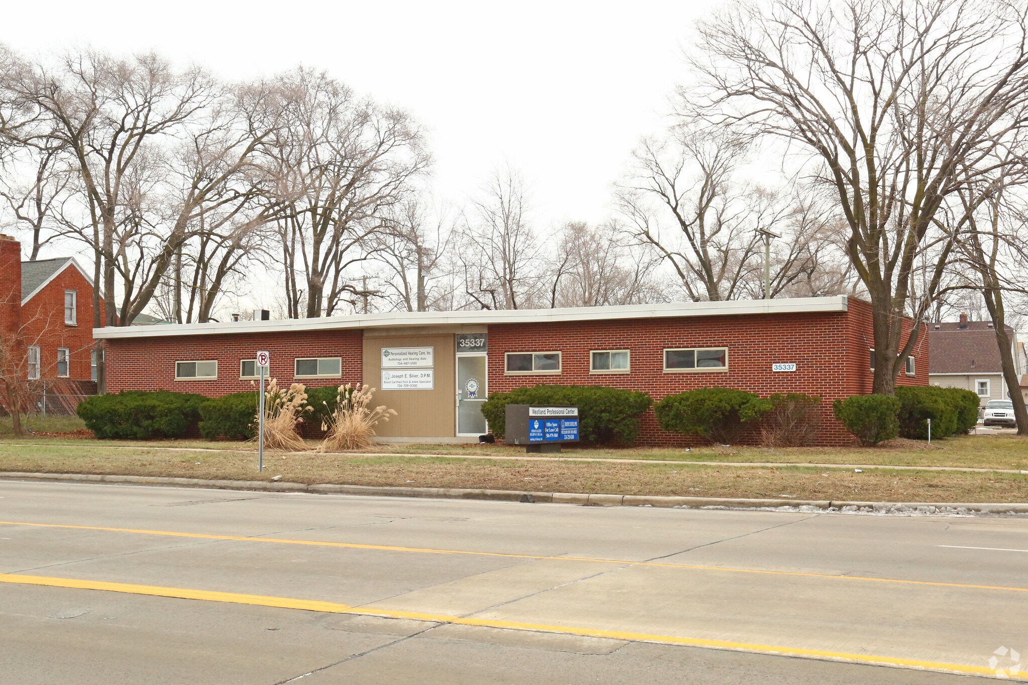 35337 Warren Rd, Westland, MI for sale Primary Photo- Image 1 of 1