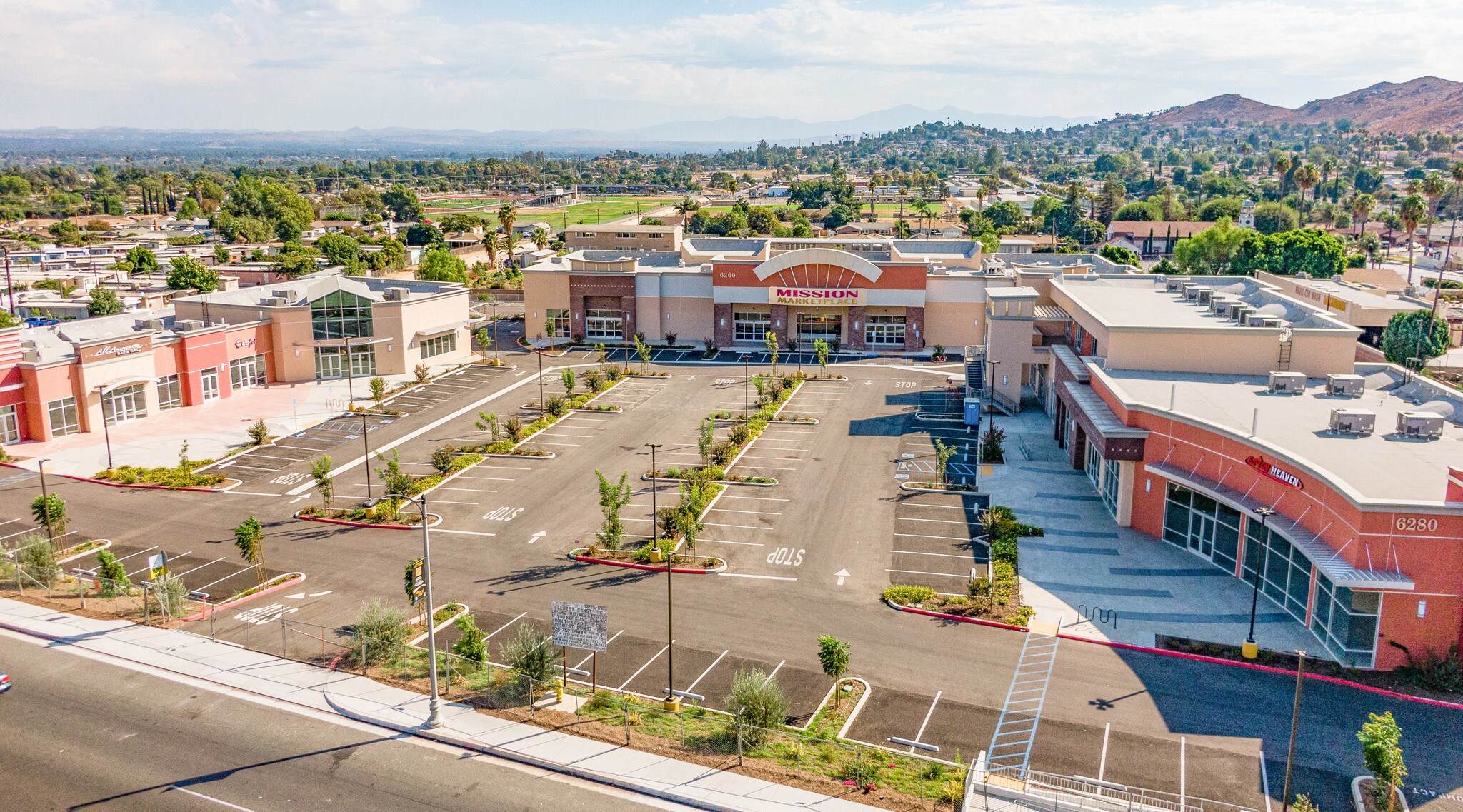 6280 Mission Blvd, Jurupa Valley, CA 92509 Retail for Lease