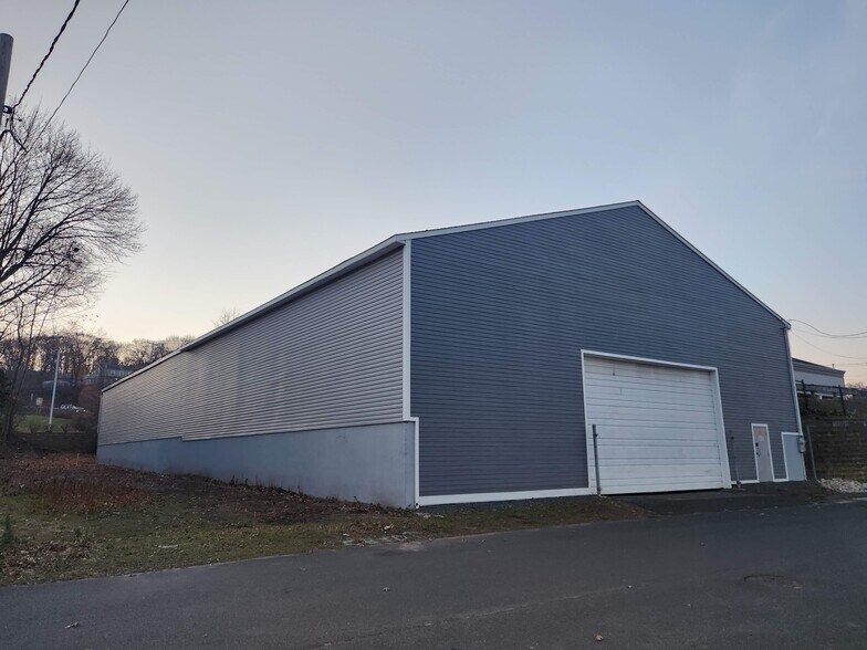 2 Atwood Pl, West Haven, CT 06516 Industrial for Lease